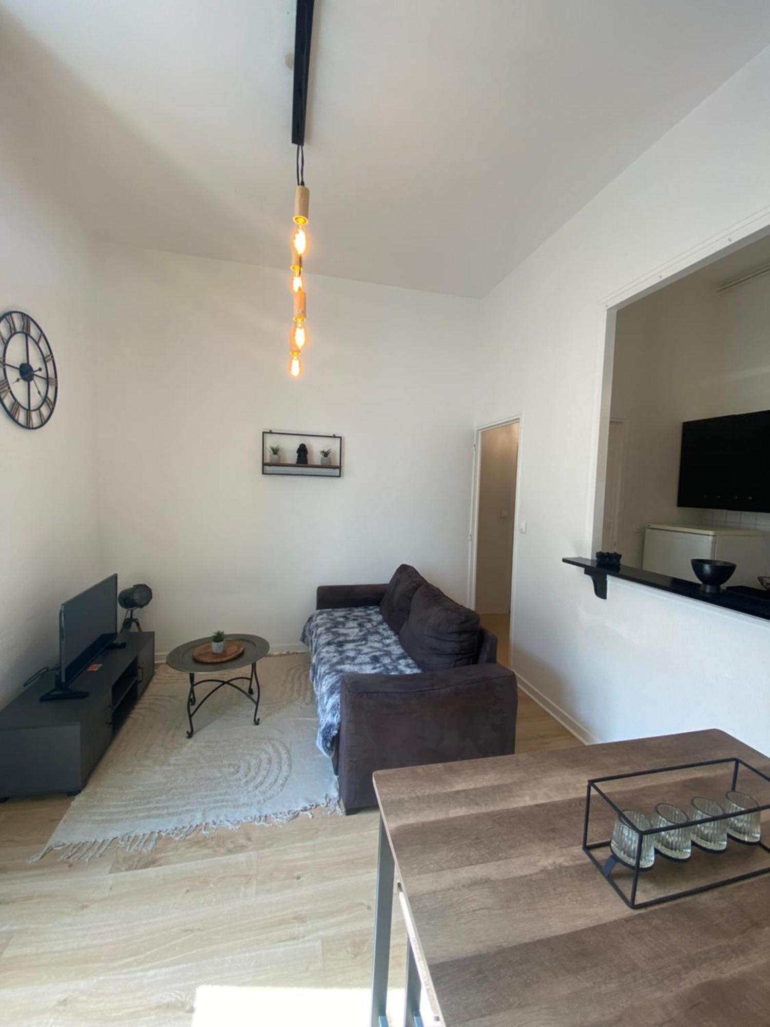 אנז'ה Charmant 2 Chambres - Centre מראה חיצוני תמונה